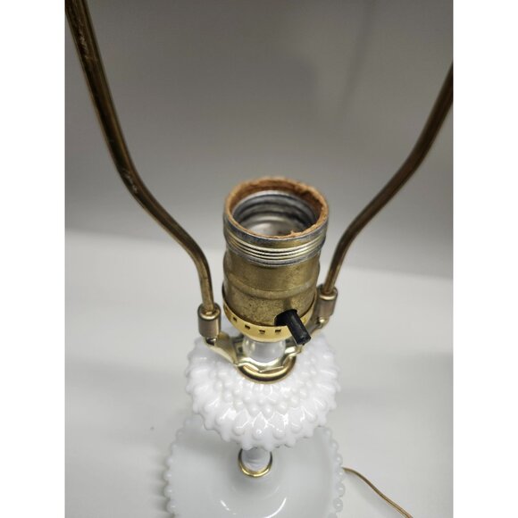 Hobnail Milk Glass Mid-Century Vintage Tiered Lamp, Tested & Works - Picture 8 of 11